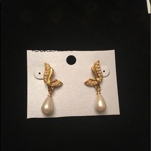 Napier Vintage Pearl and Rhinestone earrings
